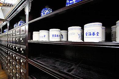 《彩虹六号：围攻》Y7S3新干员“Grim”实机演示 三速攻击干员